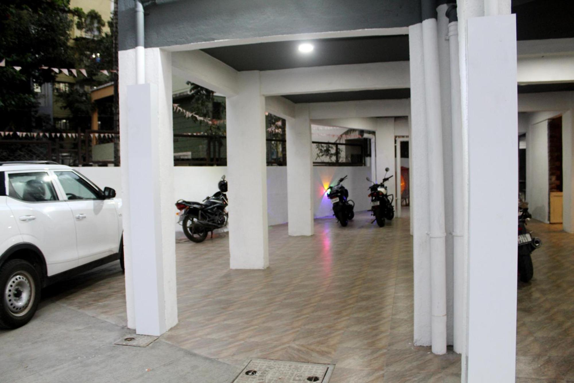 Hotel India Gate Narhe, Pune Eksteriør bilde